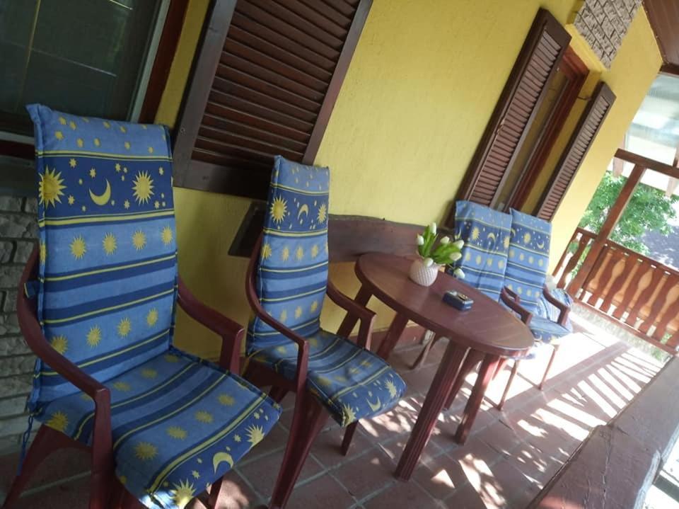 Bazsi Apartman Hajdúszoboszló Exterior foto